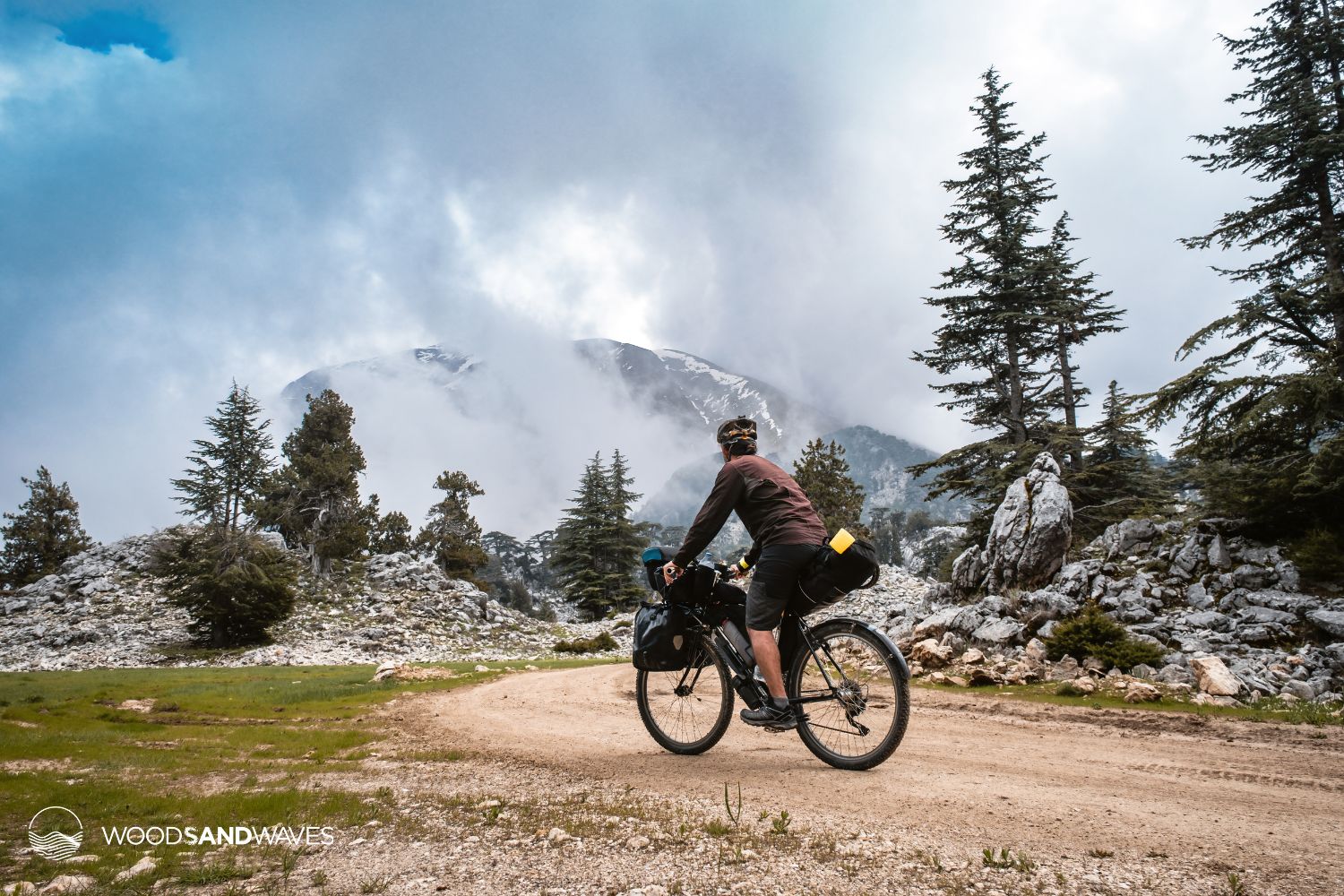 Bikepacking Handtuch - das beste Handtuch für Fahrradtouren und Reisen mit dem Fahrrad oder Bike