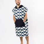 Surf-Poncho Copacabana - für Frauen & Männer - aus schnelltrocknender und ultra-leichter Mikrofaser - WOODSANDWAVES