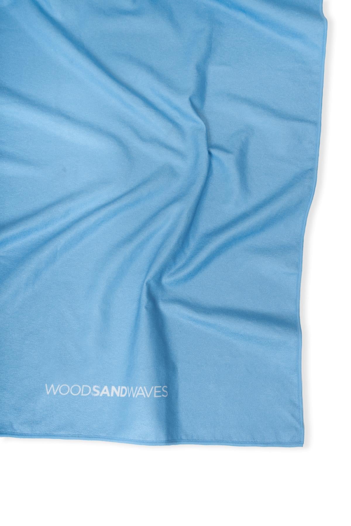 Airy Blue - Rutschfestes Yoga-Handtuch mit Silikon-Noppen - WOODSANDWAVES