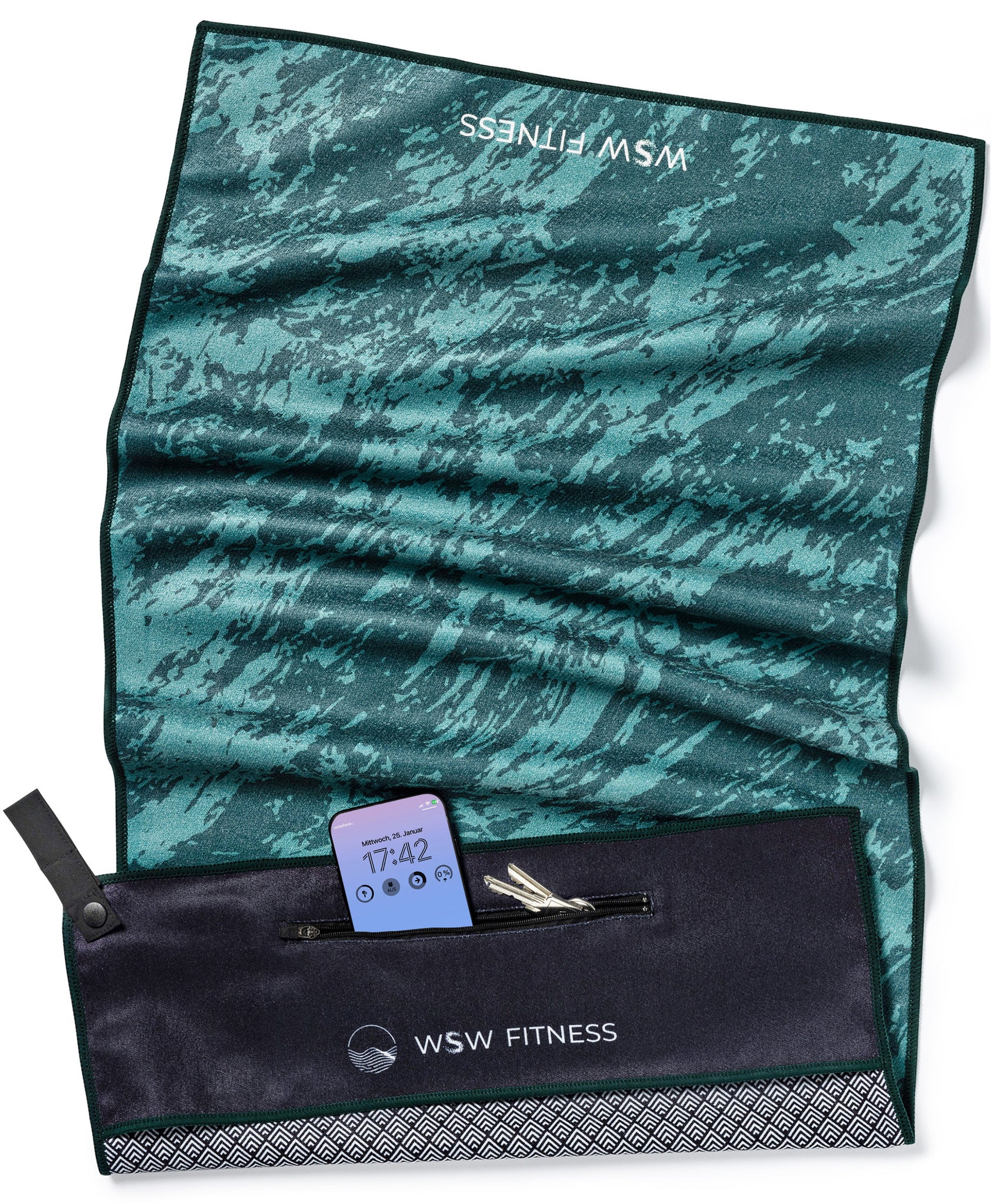 Green Energy Flow - Sporthandtuch mit Magnet & Zipper-Tasche - WOODSANDWAVES