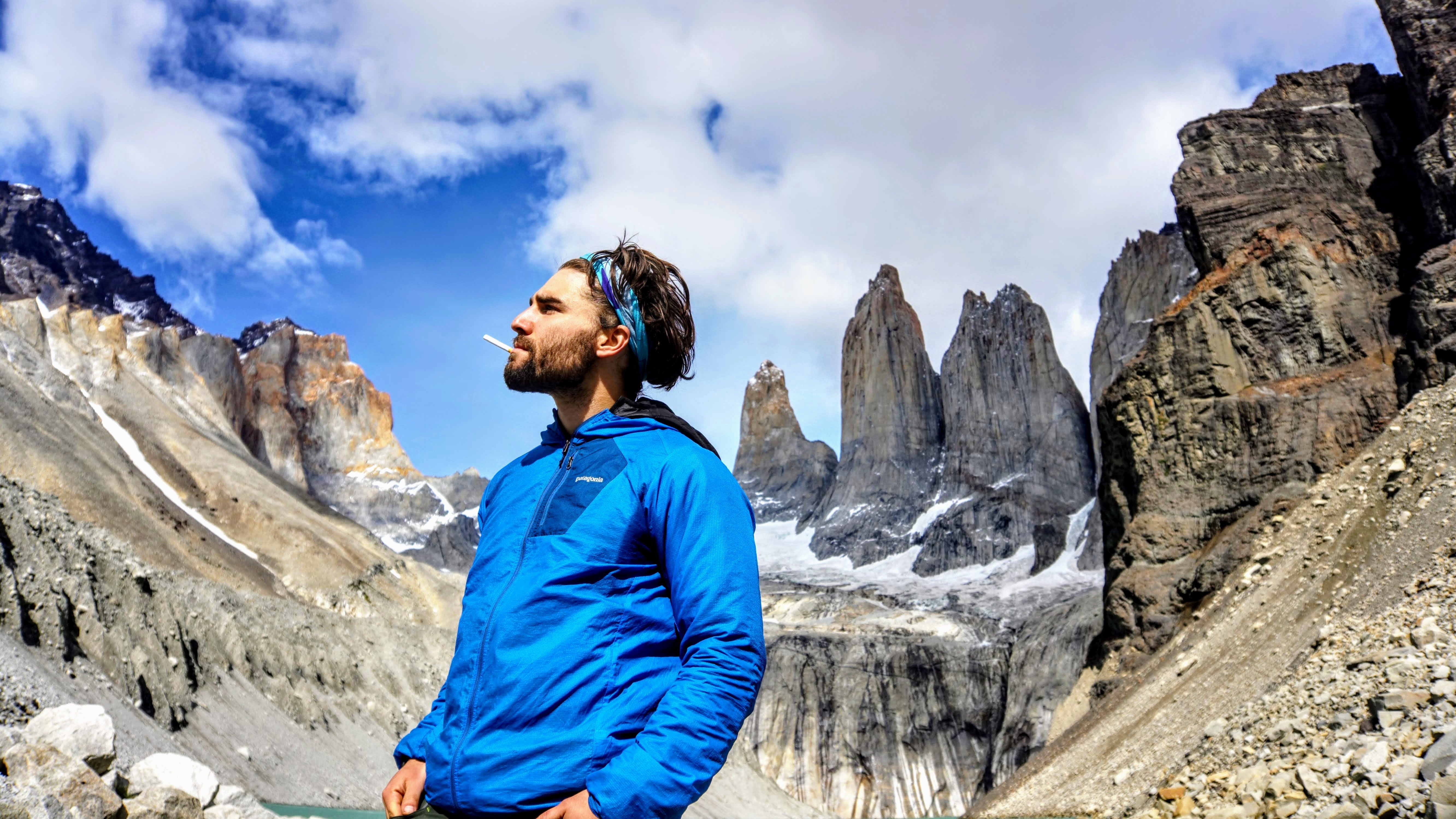 Das Bandana-Handtuch: Vielseitiger Begleiter für Outdoor-Abenteuer