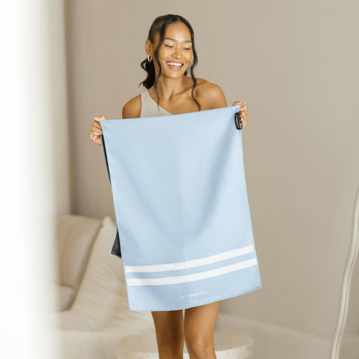 Sporthandtuch mit Magnet & Zipper-Tasche - WOODSANDWAVES