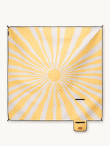 Sunshine - Picnic and Beach Blanket (Insulated) 200 x 200 cm - XXL Picnic mat made from recycled PET - waterproof and insulating