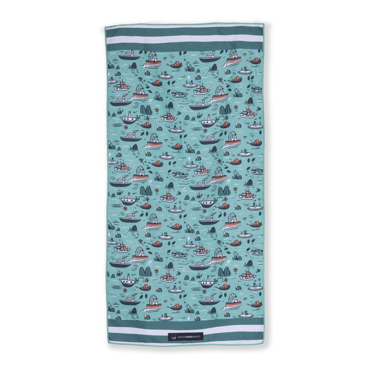 Ship Ahoy - Strandtuch für Kinder - schadstofffrei, schnelltrocknend  & sanft zur Haut (140cm x 70cm) - WOODSANDWAVES