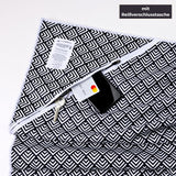 Dark Mind - Stranddecke XXL - 180cm x 160cm - leicht, kompakt & sandabweisend - WOODSANDWAVES