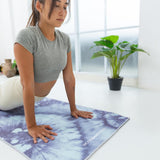 Batik Balance - Rutschfestes Yoga-Handtuch mit Silikon-Noppen