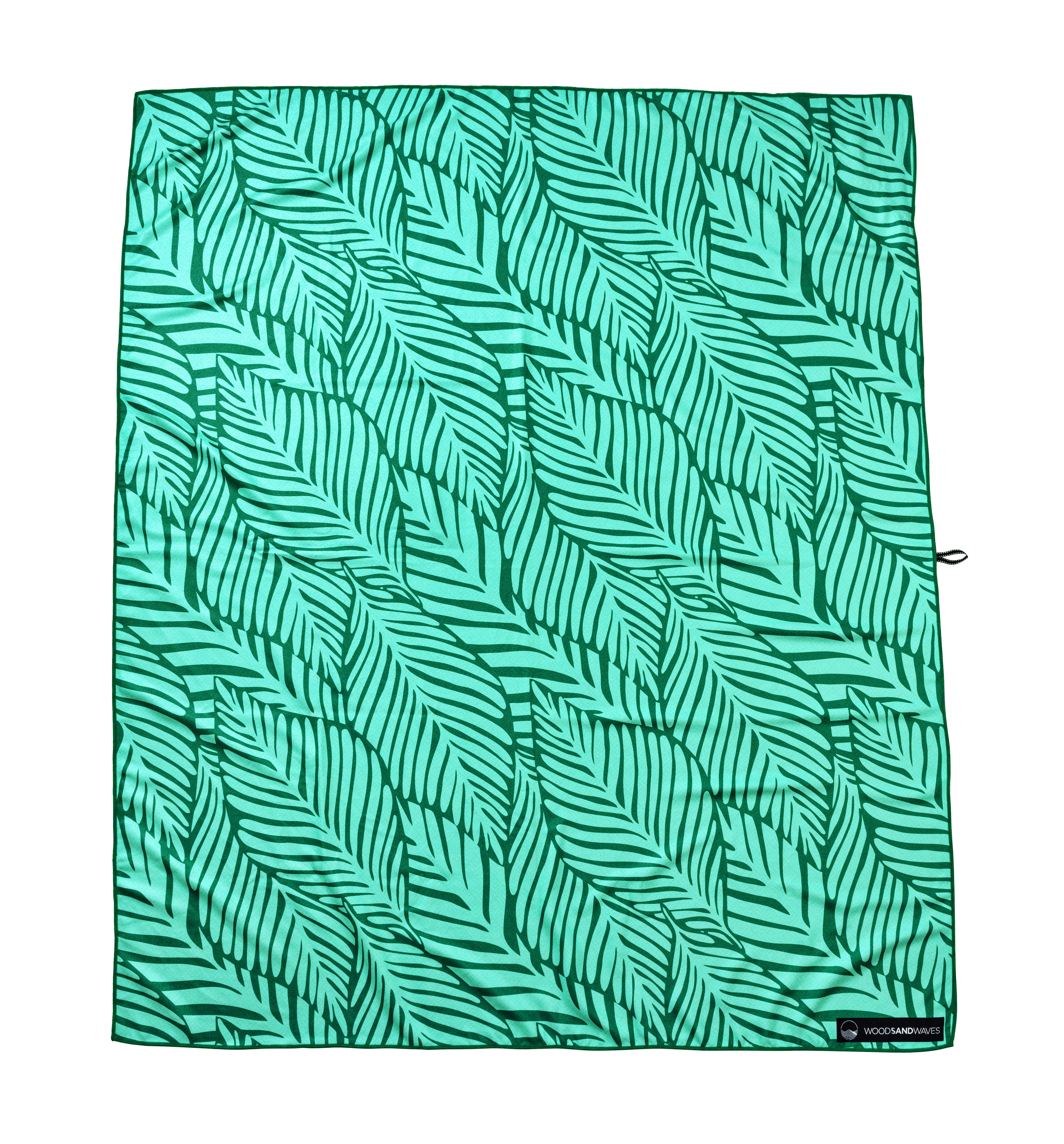 Green Garden - Stranddecke XXL - 180cm x 160cm - leicht, kompakt & sandabweisend - WOODSANDWAVES