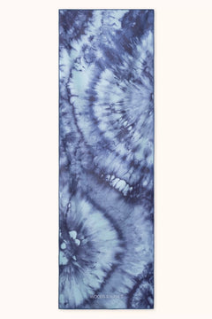 Batik Balance - Non-slip yoga towel with silicone nubs