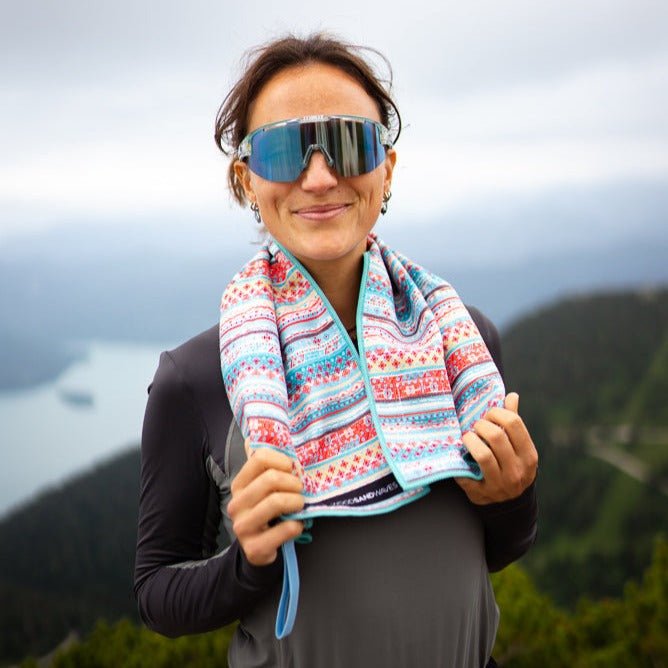 Bazaar of Dreams - Ultra - leichtes Outdoor - und Wanderhandtuch - woodsandwaves.co