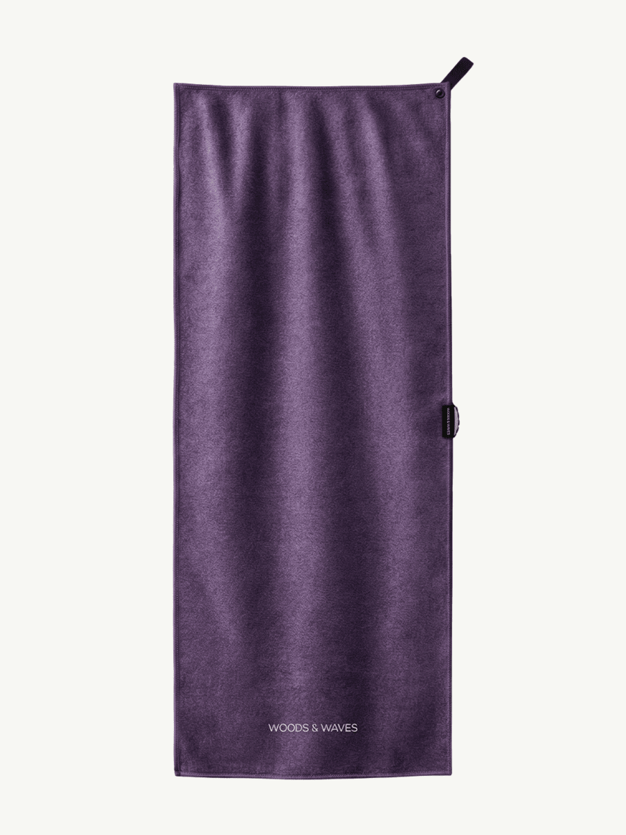 Clear Purple - Sporthandtuch mit Magnet & Zipper - Tasche - woodsandwaves.co