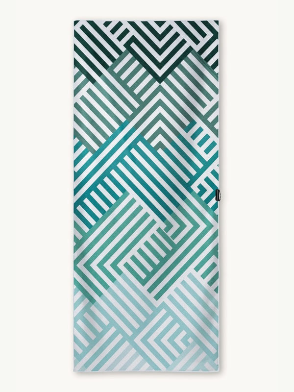 Mint Relaxation - Schnelltrocknendes Reise - und Strandtuch mit Geheimfach - woodsandwaves.co