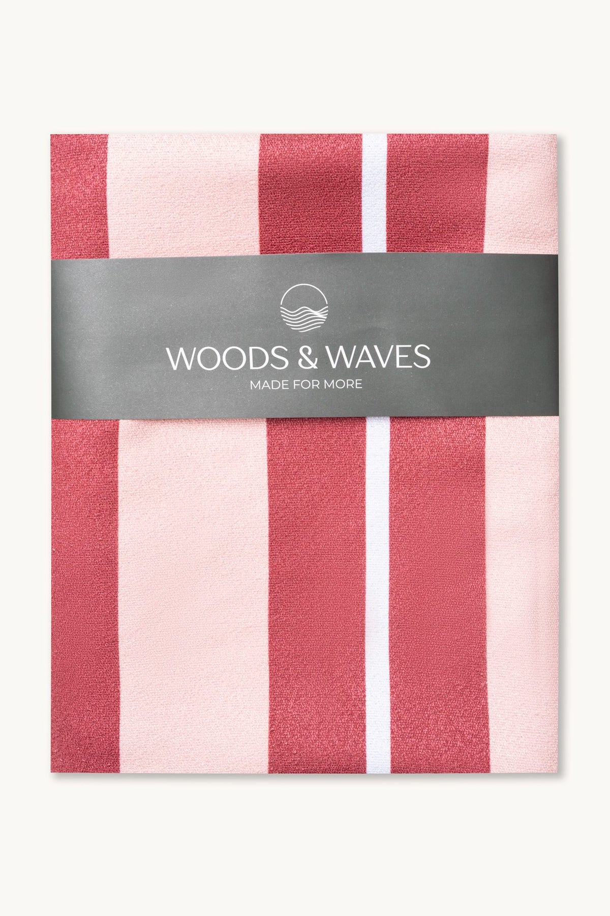 Rosella Stripes – Saunatuch aus Premium Mikrofaser (200 x 80 cm), gefaltet mit Banderole – Woods & Waves