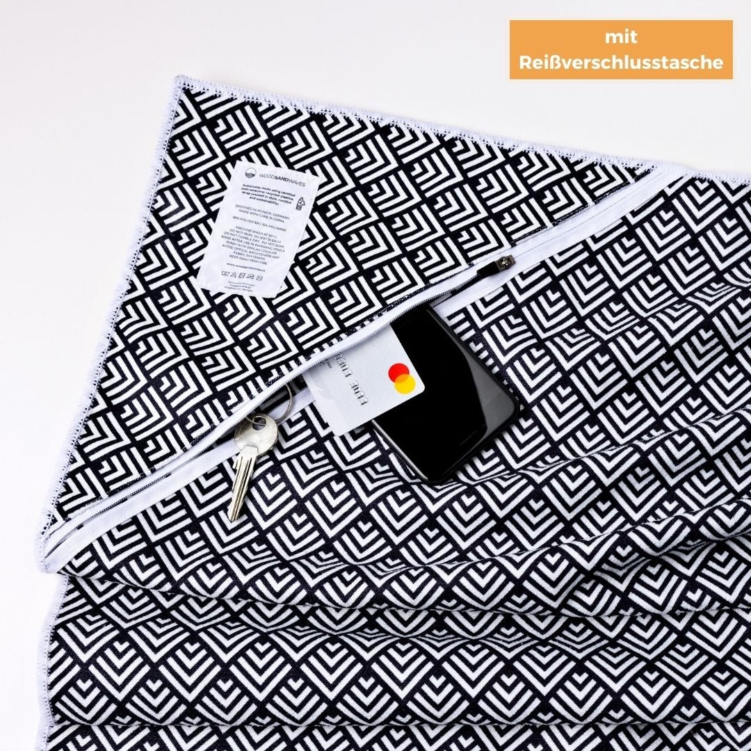 Sunset Waves - Stranddecke XXL - leicht, kompakt & sandabweisend - woodsandwaves.co