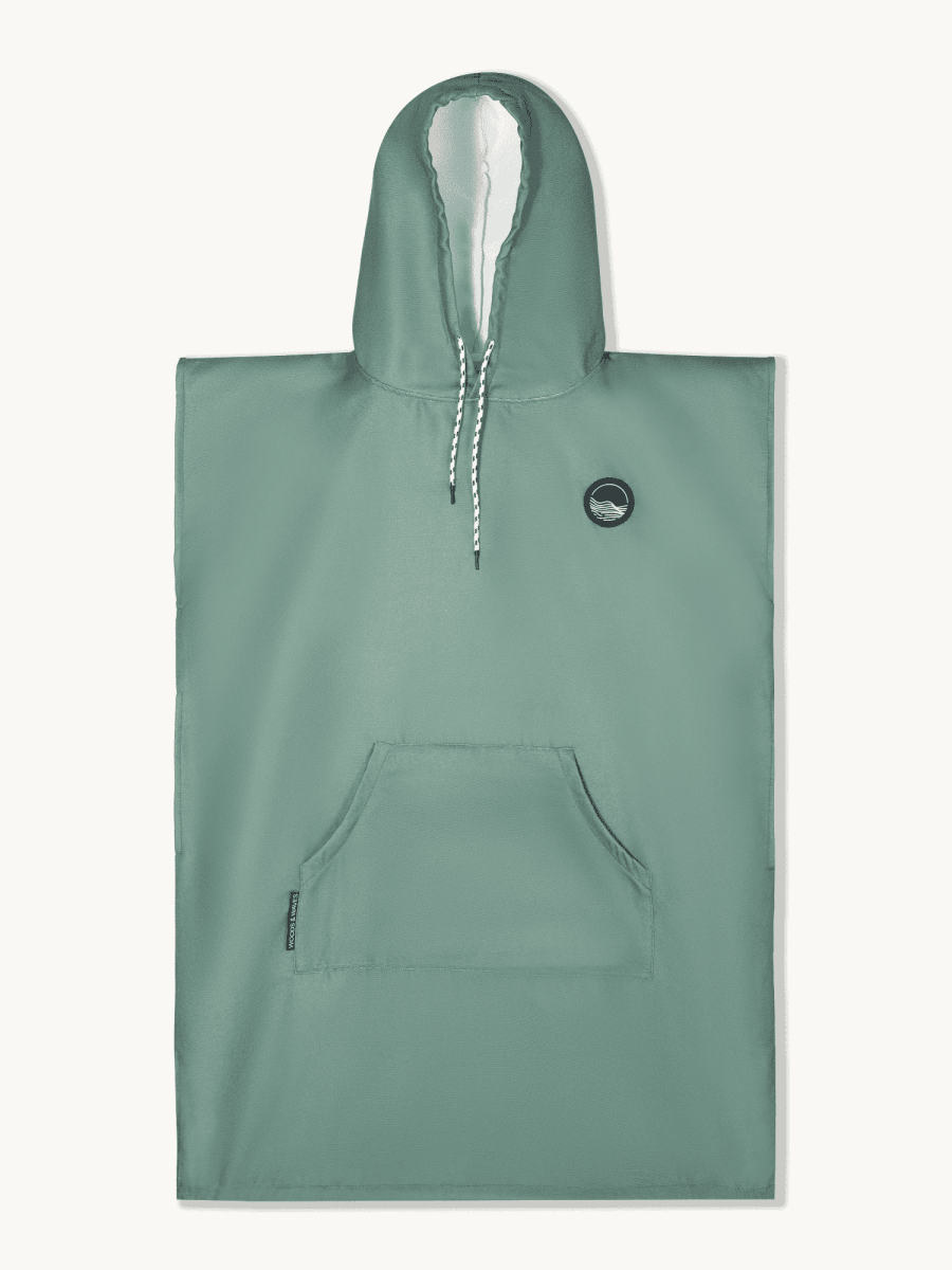 Surf - Poncho - für Frauen & Männer - aus schnelltrocknender und leichter Mikrofaser - Deep Forest - woodsandwaves.co