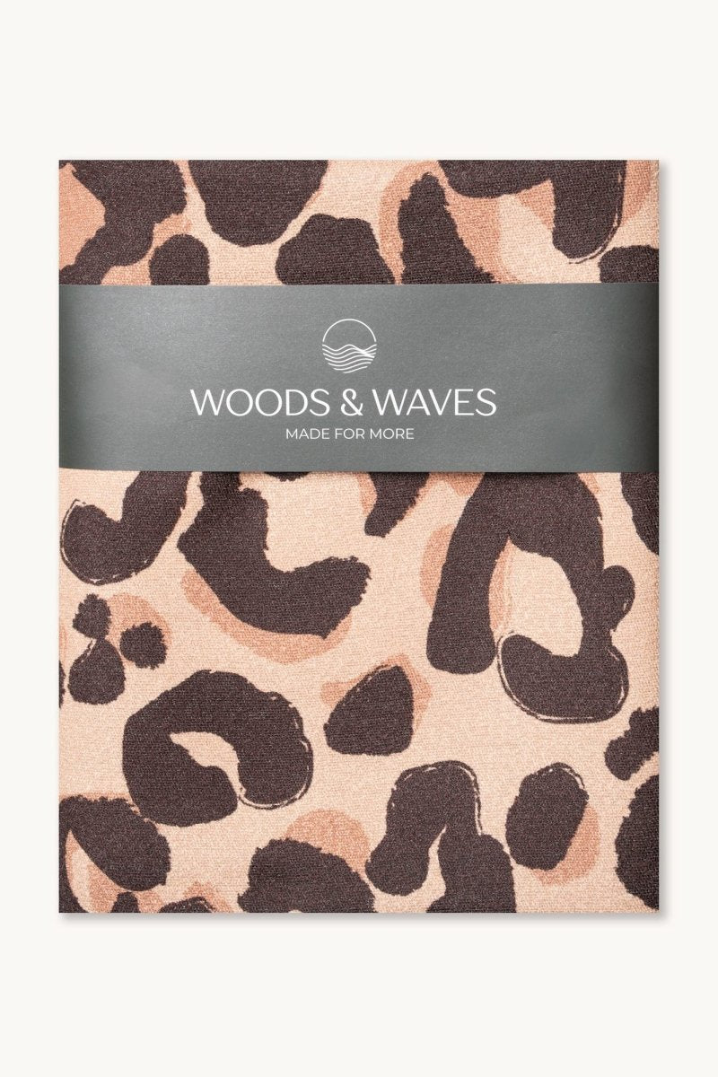 Wild Instinct - Saunatuch aus Premium Mikrofaser (200 x 80 cm) - woodsandwaves.co