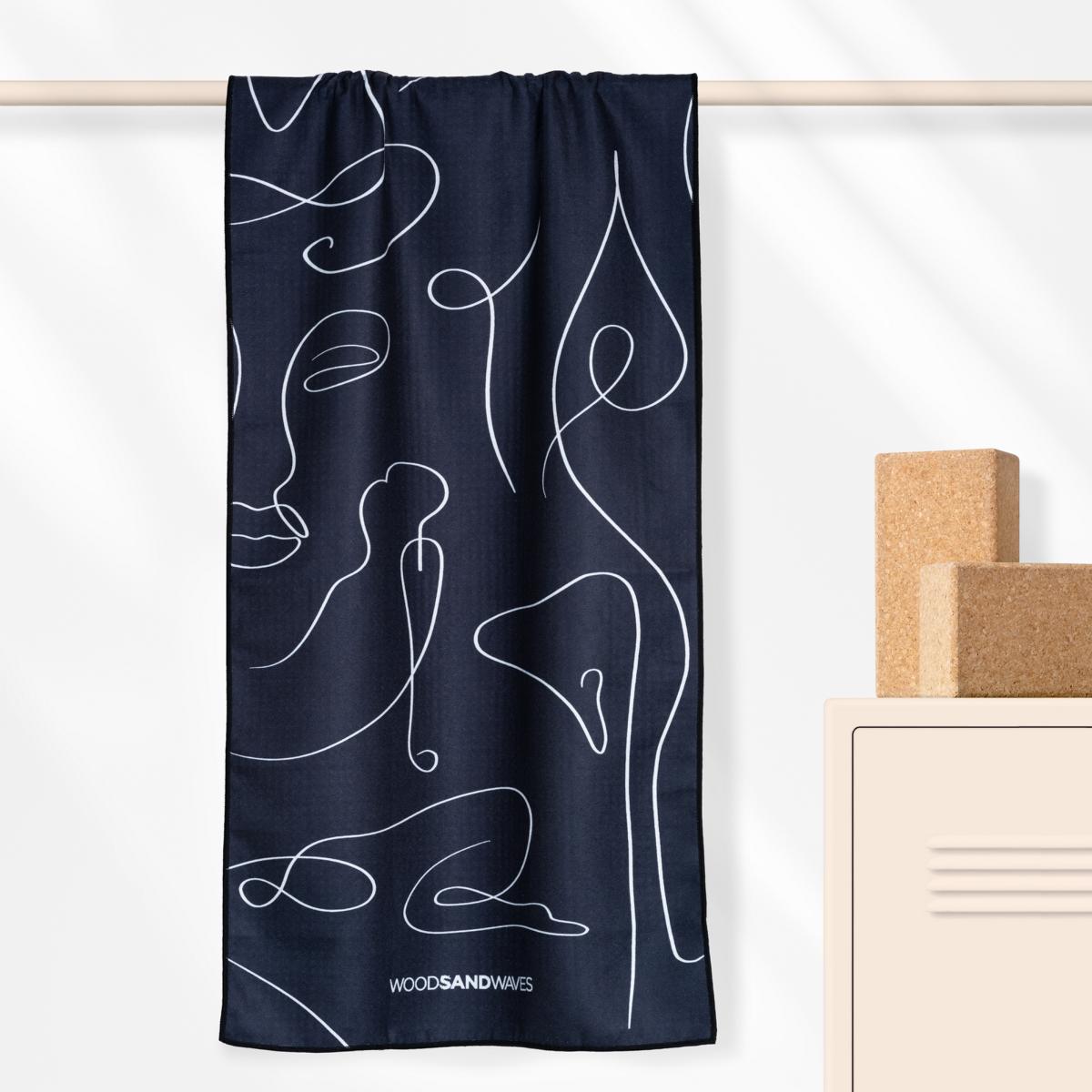 Zen Lines - Rutschfestes Yoga - Handtuch mit Silikon - Noppen - woodsandwaves.co