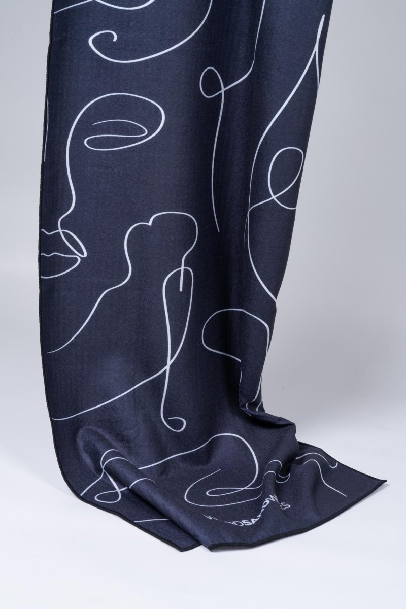 Zen Lines - Rutschfestes Yoga - Handtuch mit Silikon - Noppen - woodsandwaves.co