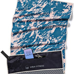 Pink Energy Flow - Sporthandtuch mit Magnet & Zipper-Tasche - WOODSANDWAVES